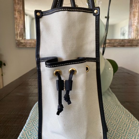 Dooney & Bourke XL Tote (Grey) w/ Silver Hardware. - Picture 11 of 13